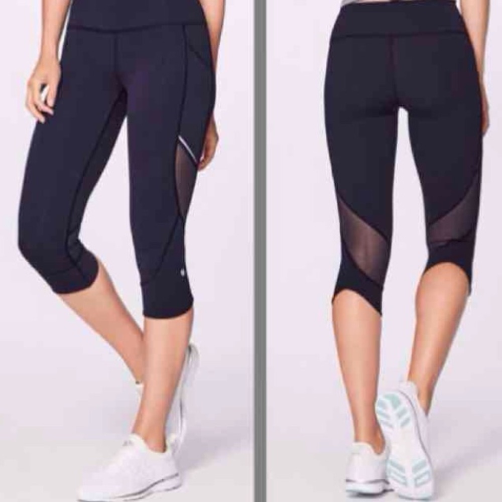 Home stretch crops NEW. Size 6